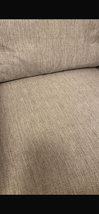 Cadeirão em tons de cinza