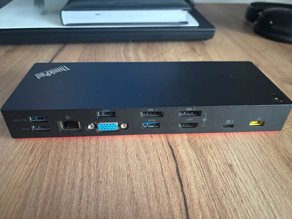 Stacja dokujaca ThinkPad 40AC Thunderbolt3 USB 3.0