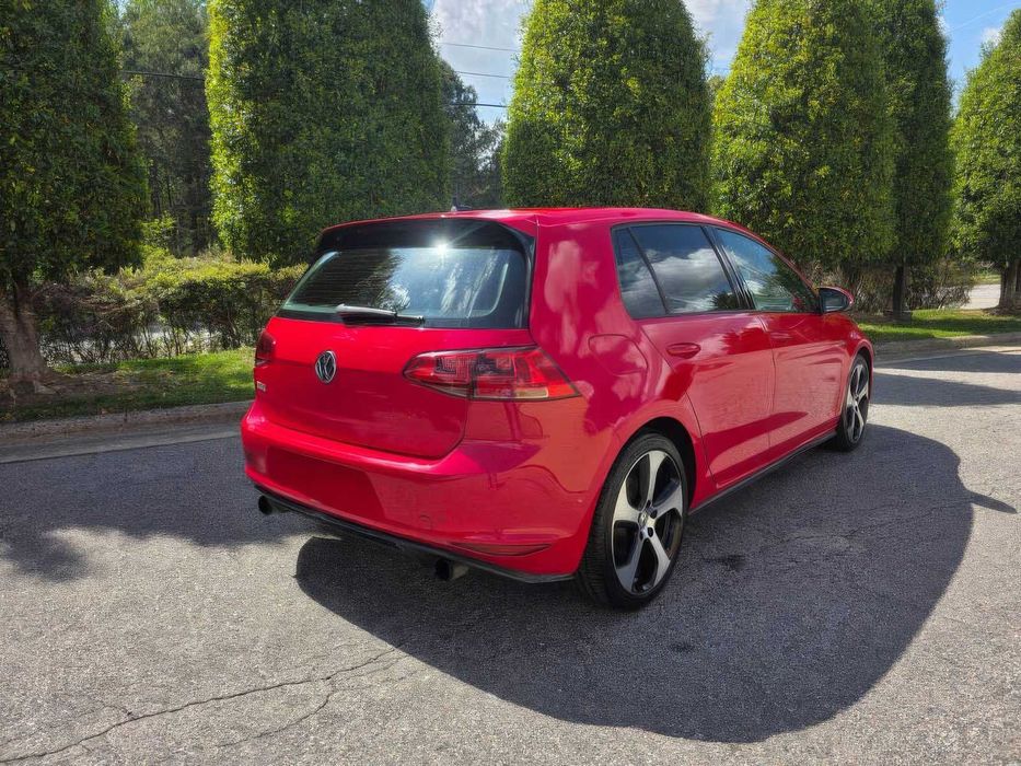 Volkswagen Golf GTI SE      2015