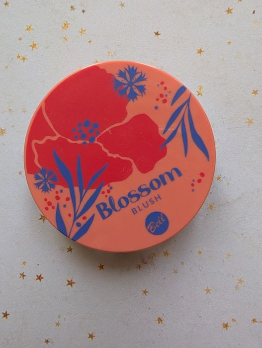 Róż Bell Flower Blossom Blush