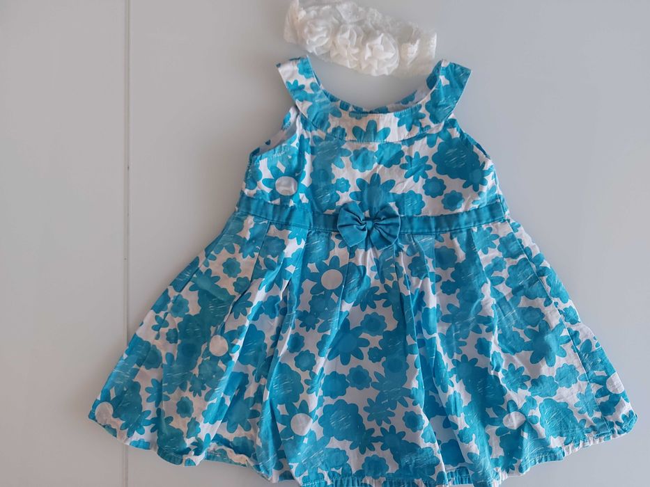 Sprzedam elegancką sukienkę dla dziewczynki+opaska rozm. 80