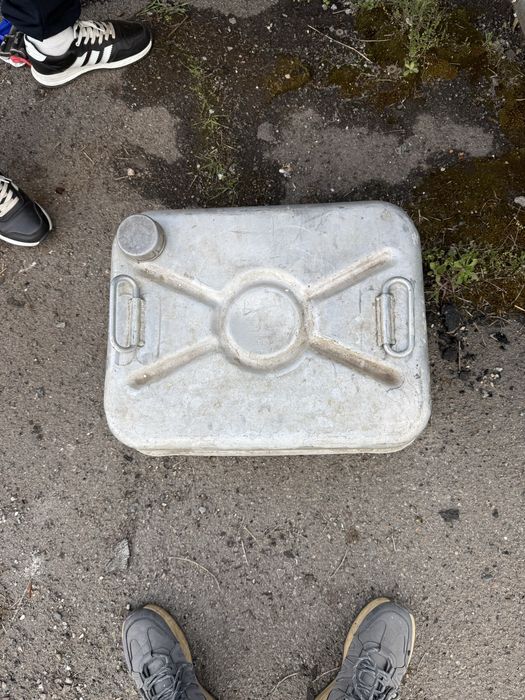 Каністри 20/30/40 літрів