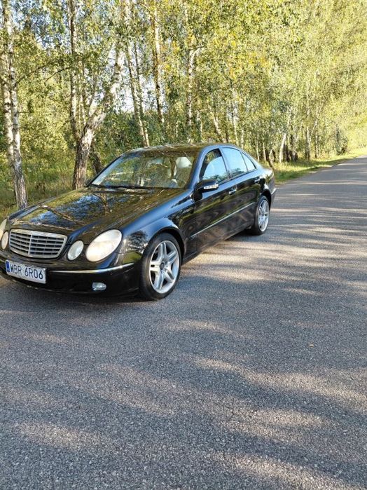 Mercedes-Benz W111