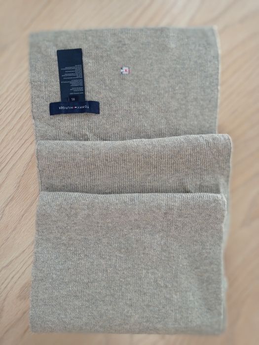 Стильний  шарф Tommy Hilfiger