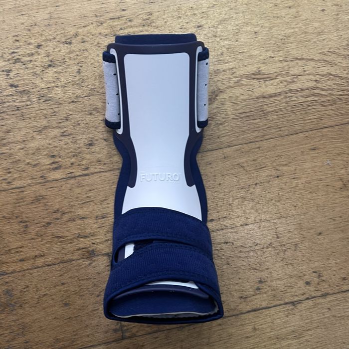 Suporte Noturno para a Fascite Plantar Futuro - Novo