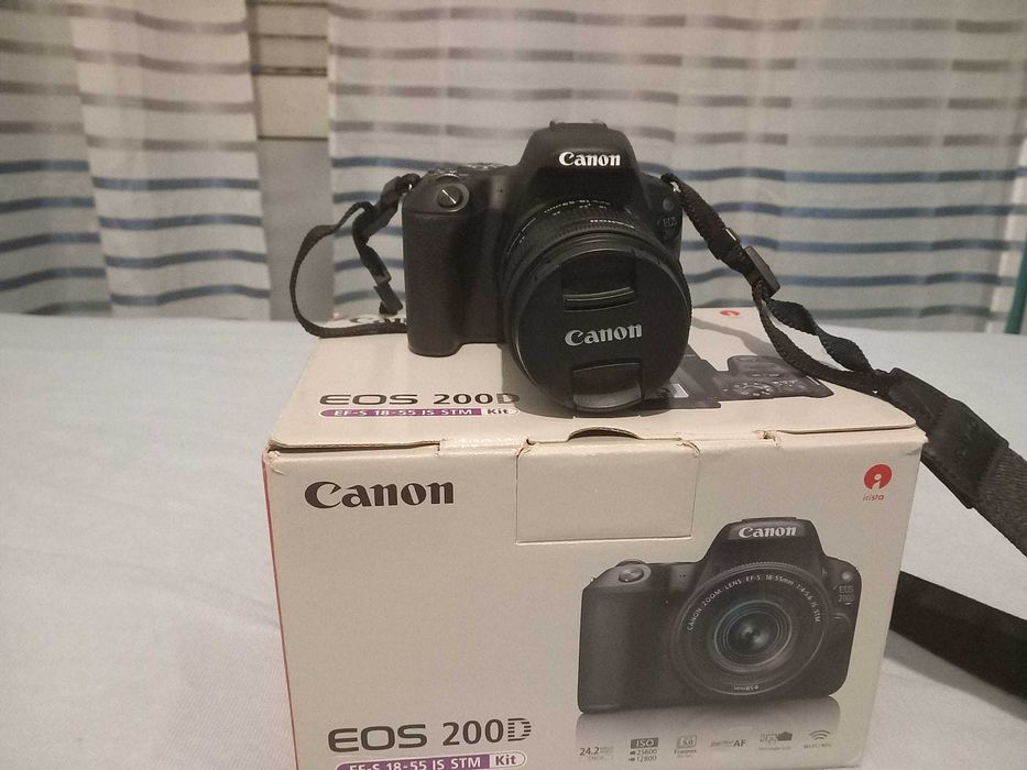 Câmara fotográfica Canon EOS 200D / SL2