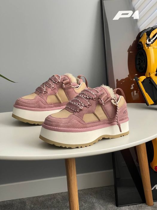 36-41 р угги кросівки з хутром UGG Astromel beige black pink