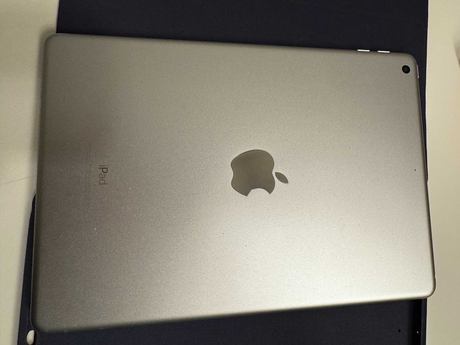 iPad 2017 | 32 GB Wi-Fi | 100% sprawny | Etui + szkło | Okazja