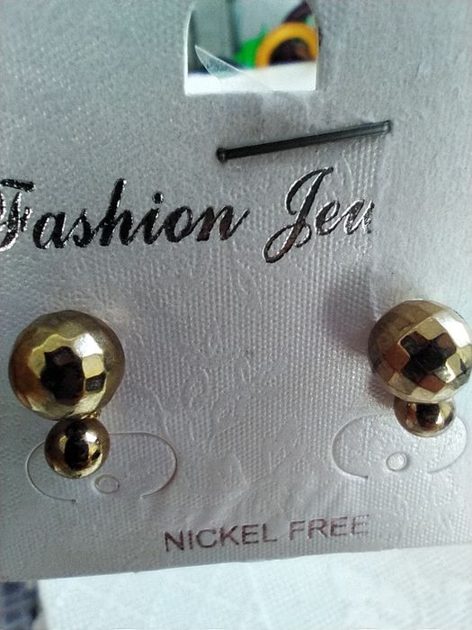 Lote de 2 pares de brincos dourados, elegantes - Novos