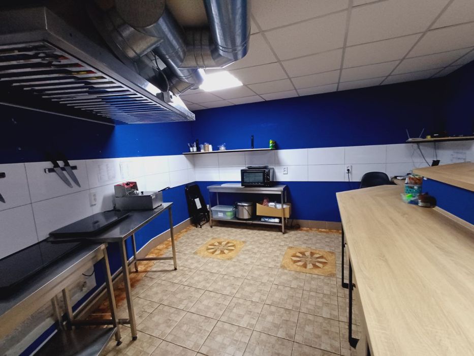 Продам готовый бизнес в центре