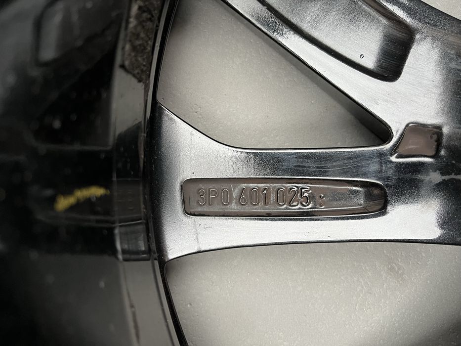 Felga aluminiowa Vega 18" Superb III