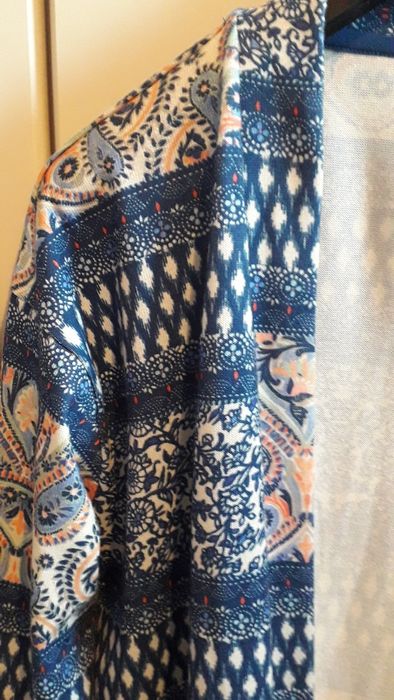 Kardigan we wzory rozm. M/L