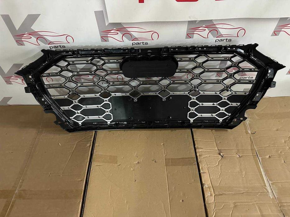 Решітка радіатора Audi Q5 80A 21-24