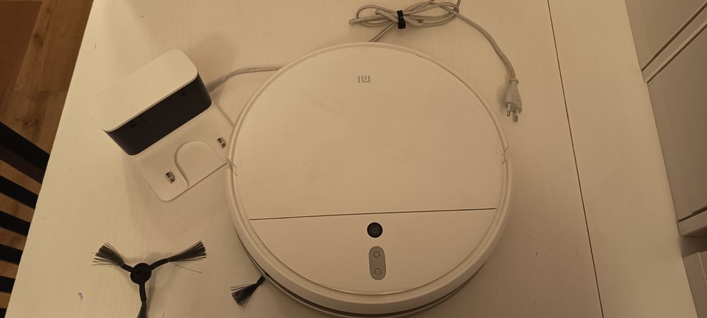 Robot sprzątający „Zenek"  Xiaomi Mi Robot Vacuum-Mop  STYTJ01ZHM
Xiao