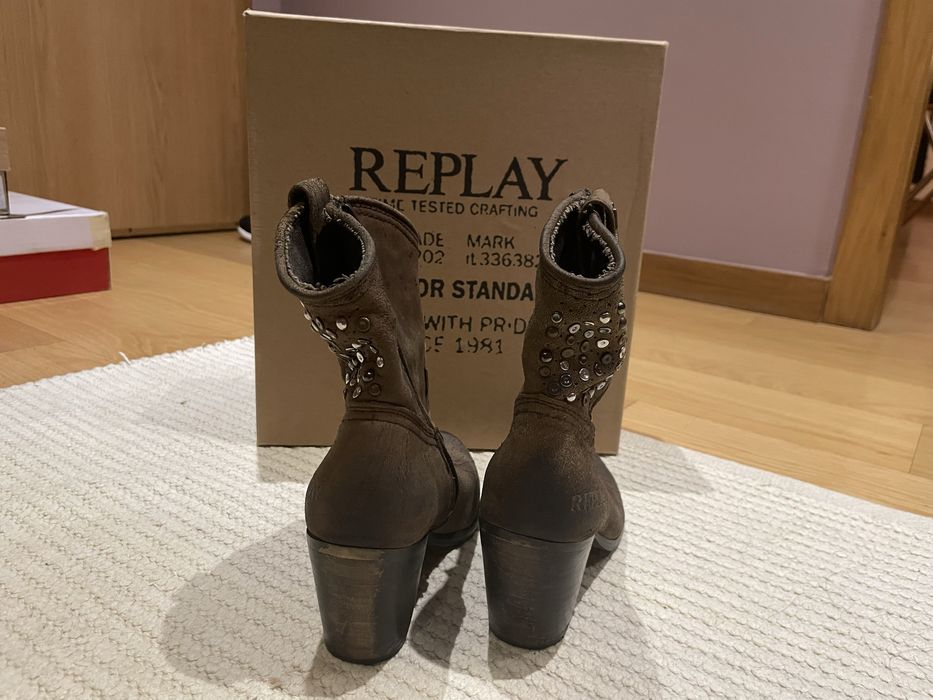 Botas da marca Replay