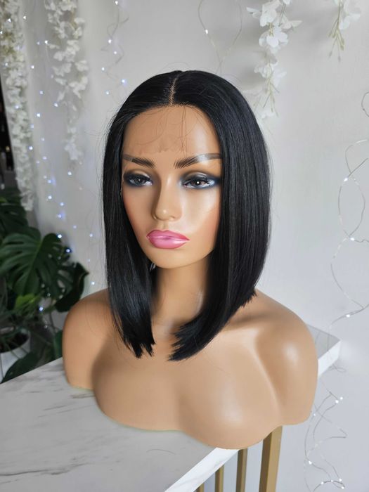 Monika – Peruka syntetyczna czarna Long Bob Lace Front TrueHair®