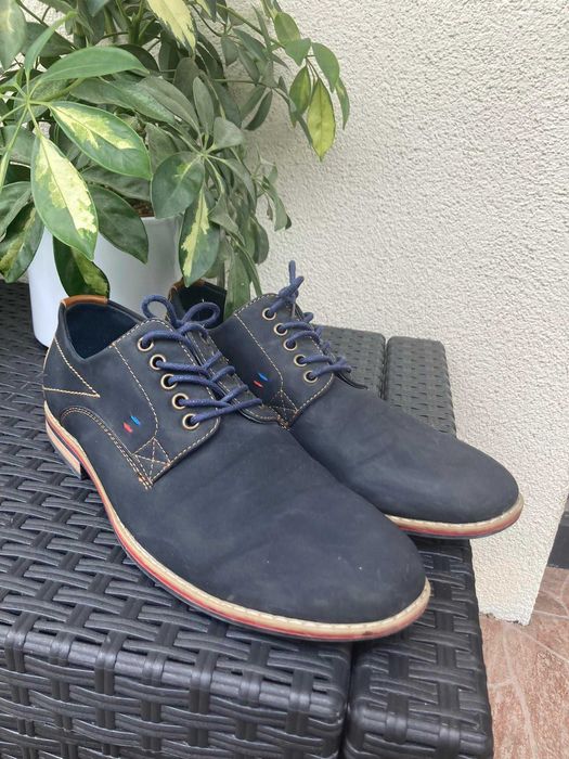 Eleganckie, modne, buty męskie 42