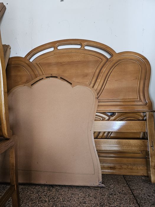 Quarto + sapateira + espelho + cadeira