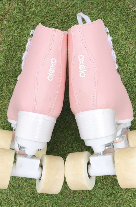Patins 4 rodas rosa