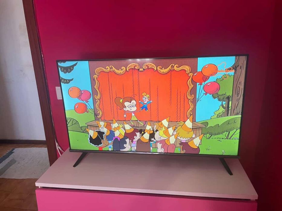 Smart TV Hisense 40” como nova c/fatura e garantia
