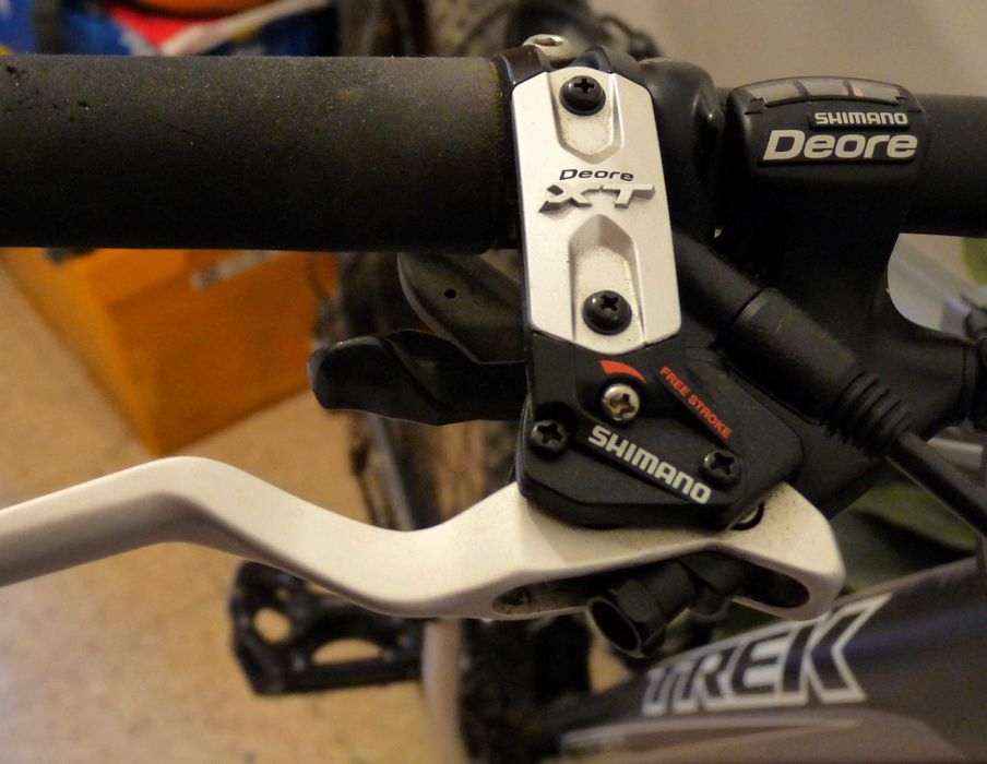 Trek 6000 (quadro) + peças de topo