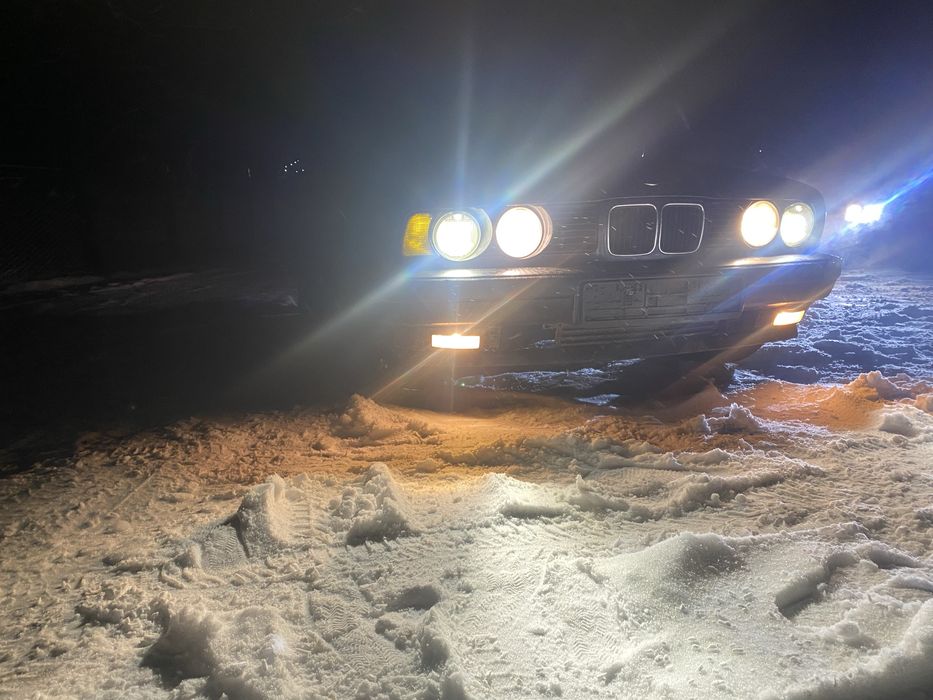 Продам бмв е34 м50б20