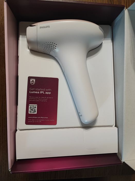 Фотоепілятор Lumea від PHILIPS