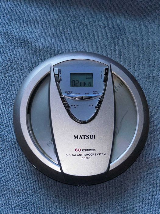 CD плеер Matsui CD306