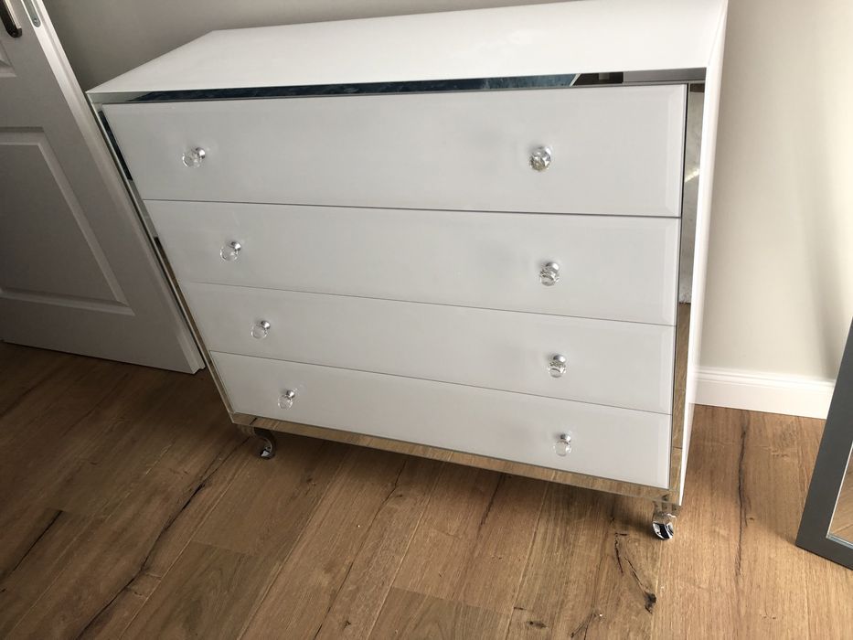 Komoda biala lustrzana, z lustra, glamour!!!