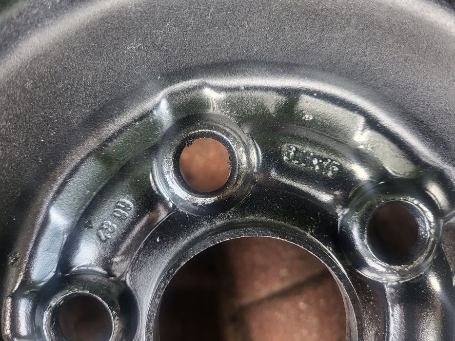 Felgi Czarne Stalowe Subaru 15 cali