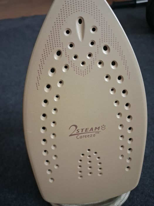 Philips, Żelazko parowe Philips Elance 3100 GC3109
