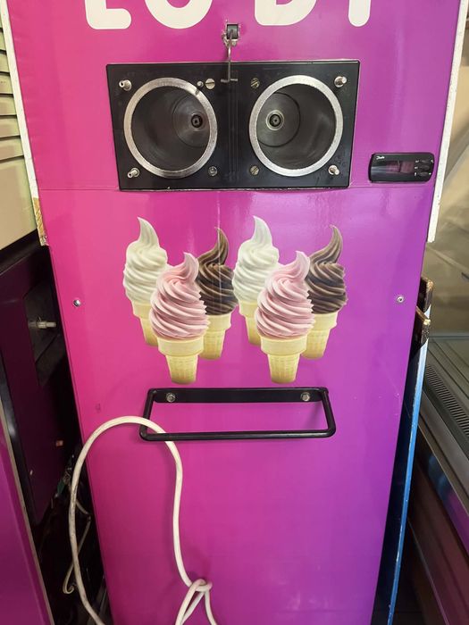 Automat / Maszyna do lodów DDR