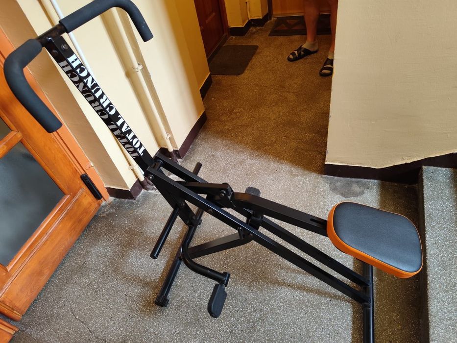 Sprzęt do ćwiczeń siłownia total crunch