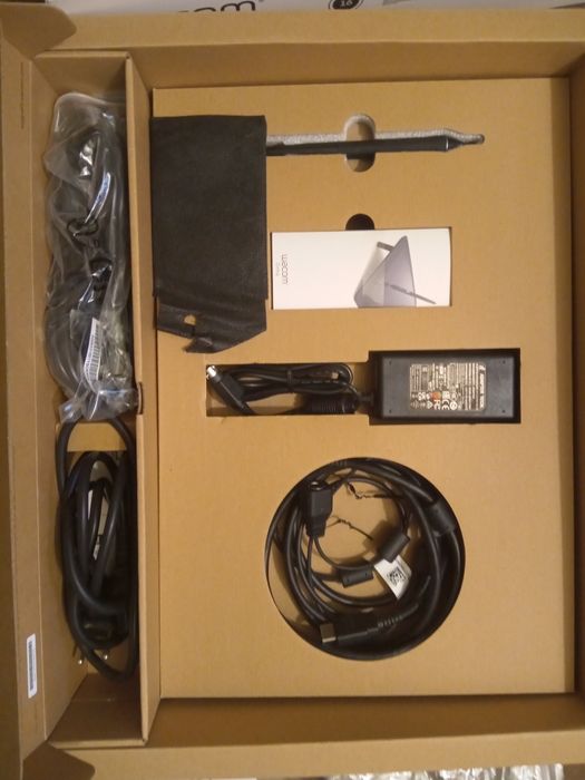 Tablet graficzny Wacom Cintiq 16