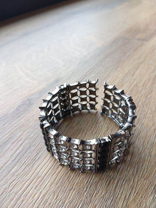 Bransoletka damska metalowa