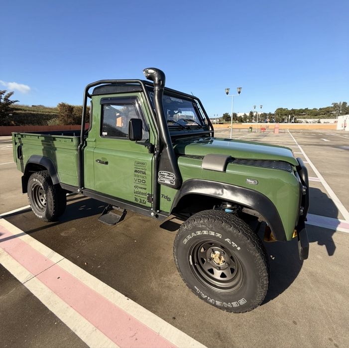 Land Rover Defender 110 Pick Up