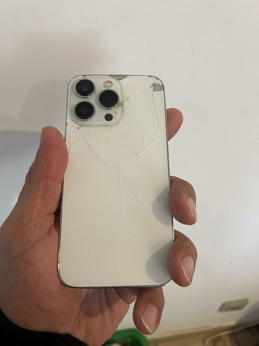 Iphone 13 pro traseira partida