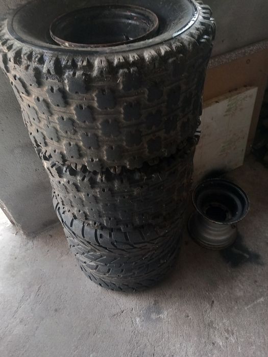 Pneus e jantes de moto 4