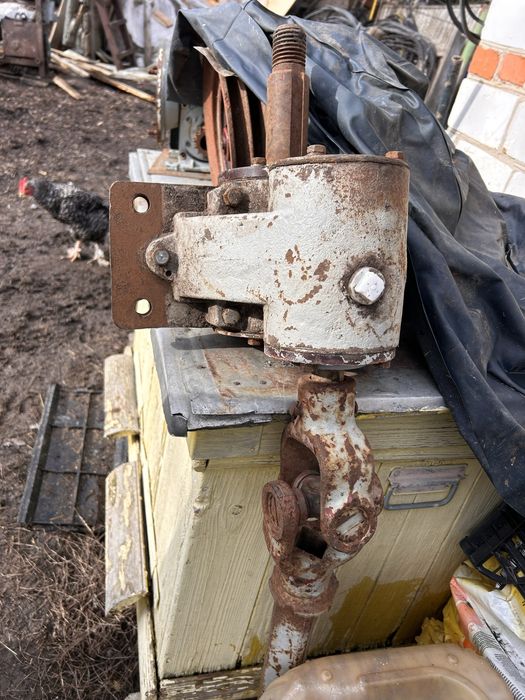 Сак як новий зварювальний на колесах сак.