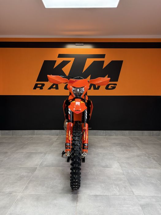 Ktm 300 Tbi six days 2025