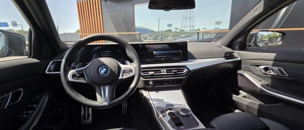 BMW 330e Hibrido - 2023