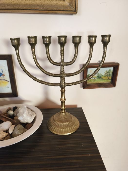 Świecznik siedmioramienny menora