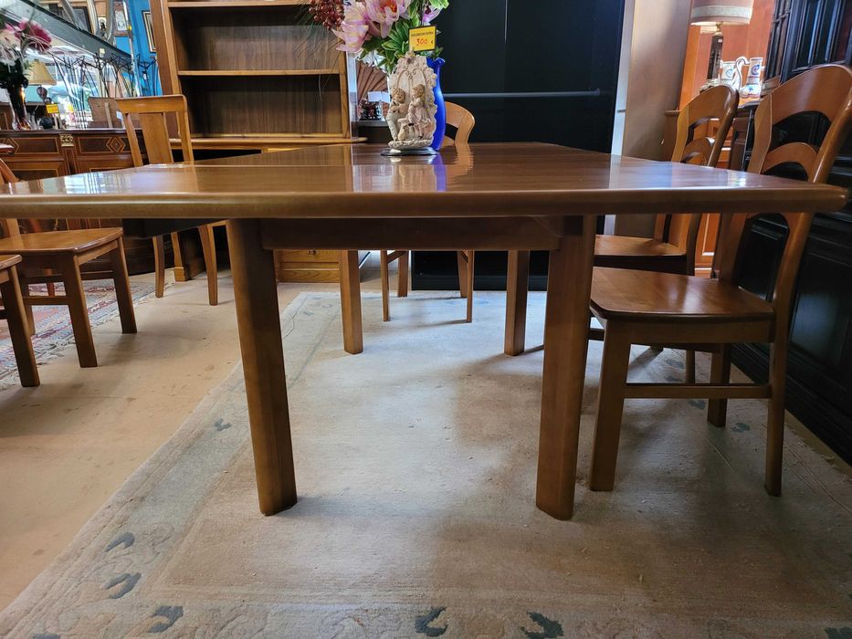 Mesa em madeira maciça - extensível - óptimo estado geral - Só a m