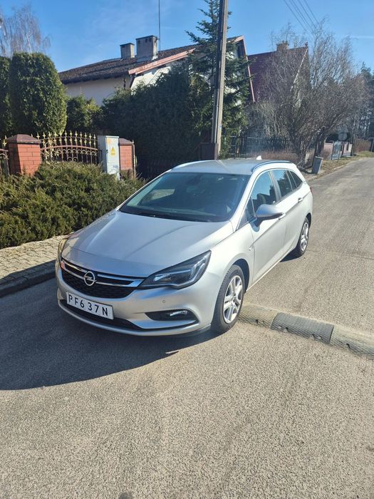Opel Astra 1.4benz NAVI LEDY ORYG.162TYS.KM Z KS.SER. Pisemna Gwarancja Przebiegu