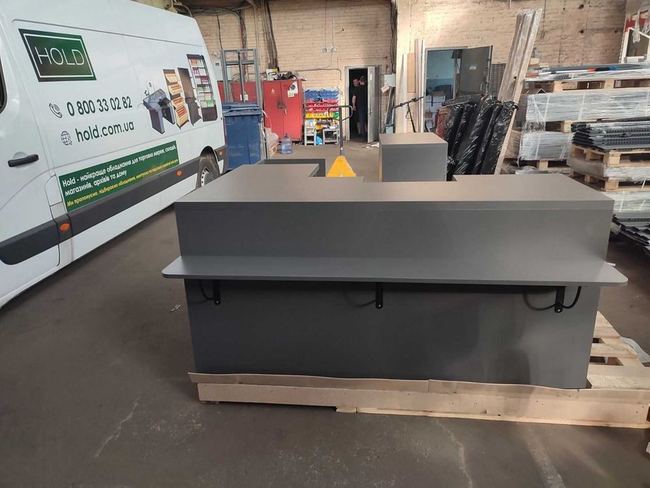 Прилавки та стелажі металеві для магазинів у наявності на складі