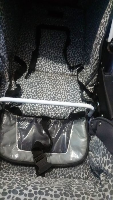 Коляска демисезонная