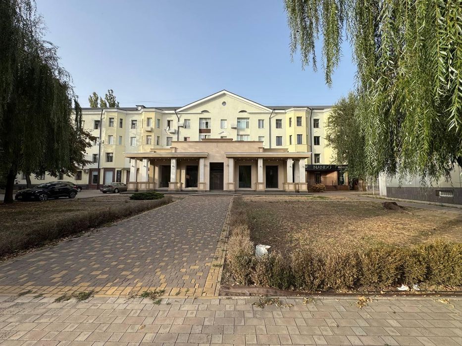 Оренда магазину в центрі міста, пр.Університетський.