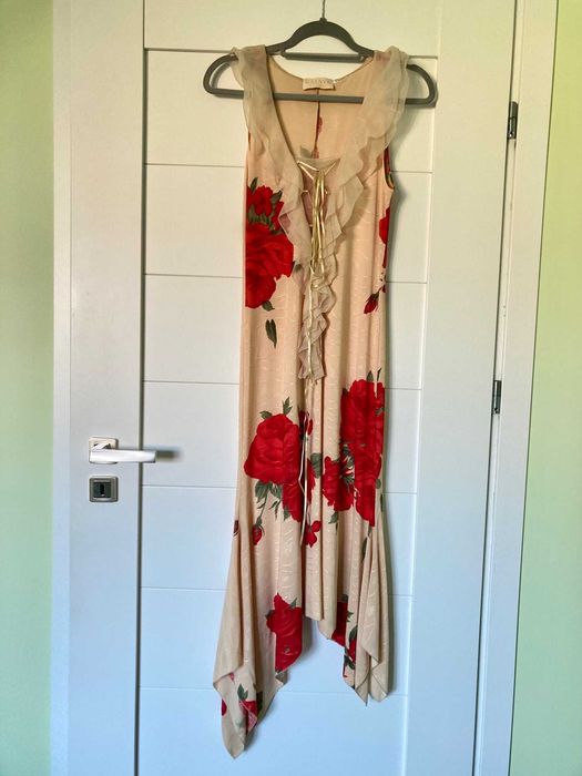 Nowa piękna midi sukienka ecru w róże Kataya latino S M