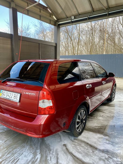 Продається Chevrolet Lacetti 1.8 універсал
