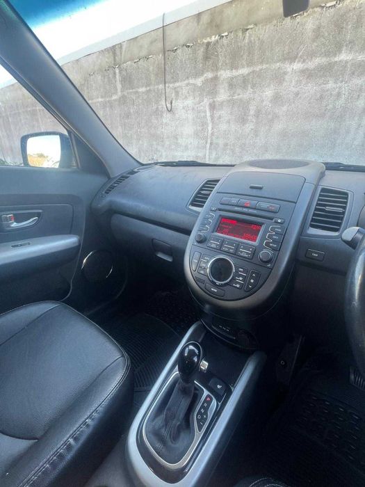 Kia Soul 1.6 CRDi Automático diesel 2014, Volante à Direita, Matrícula Portuguesa